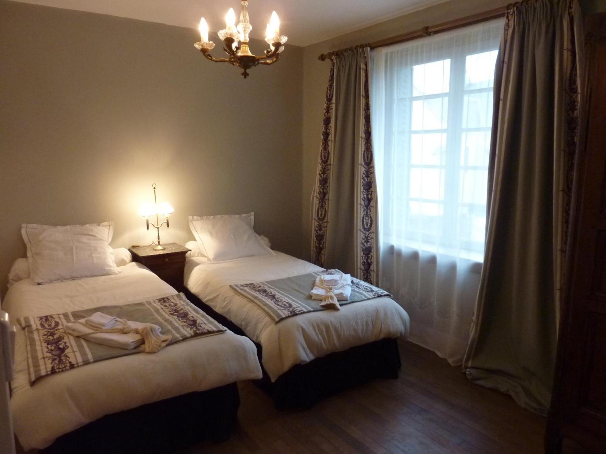Le Logis Alexandra Bnb La Trimouille Экстерьер фото