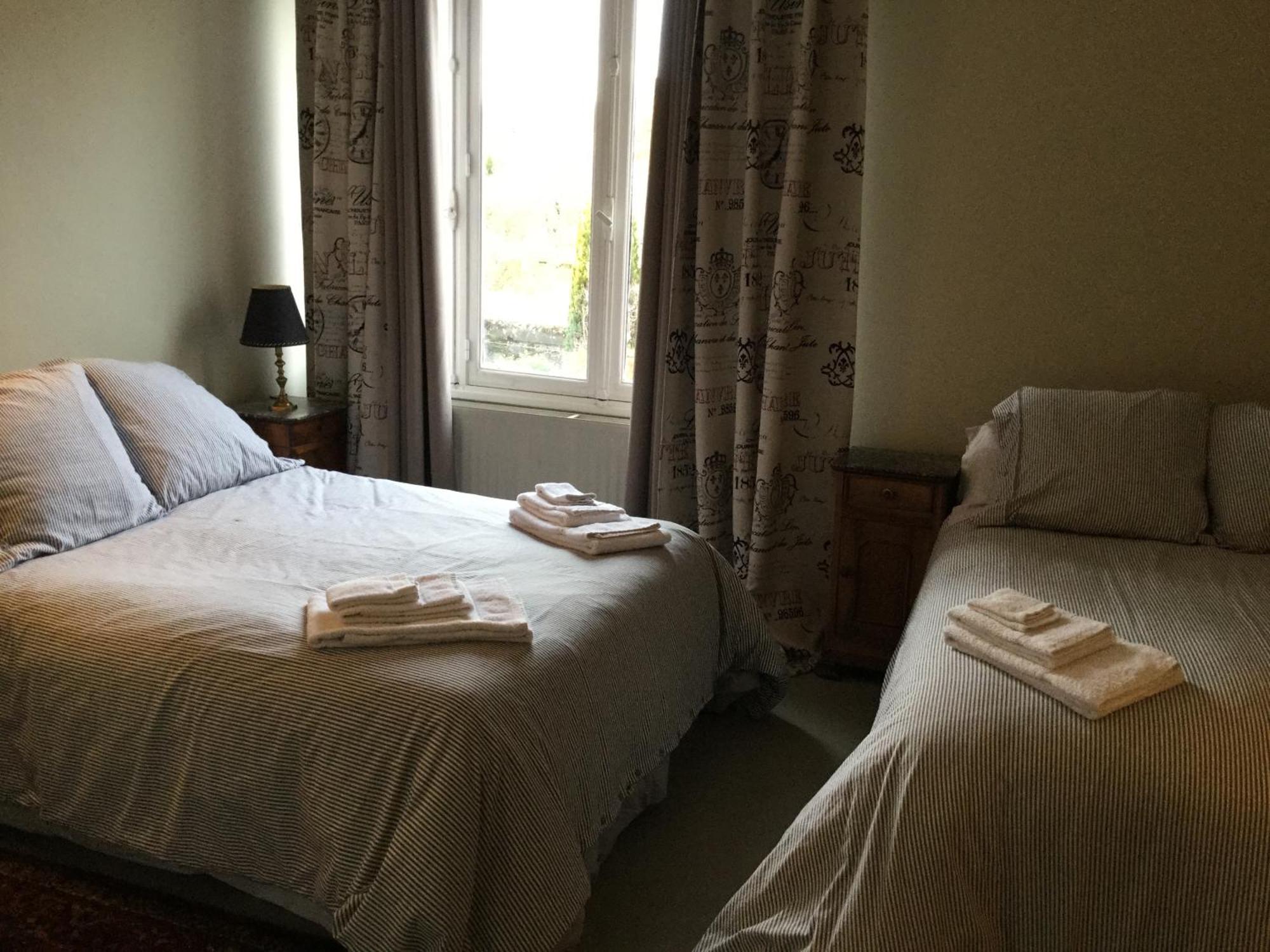 Le Logis Alexandra Bnb La Trimouille Экстерьер фото