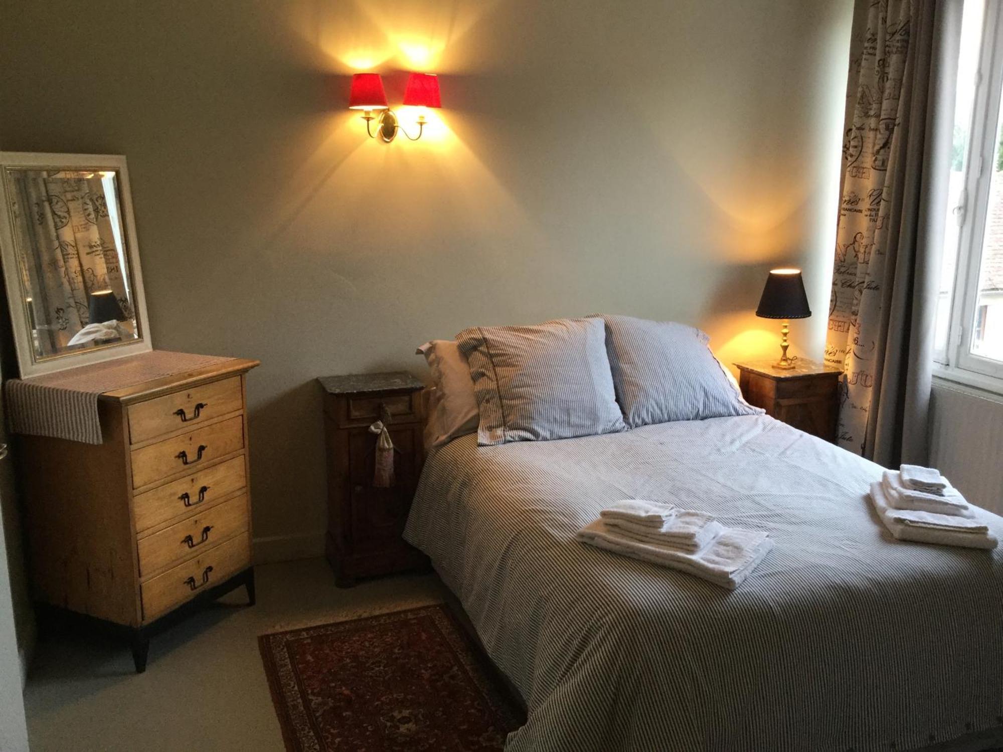 Le Logis Alexandra Bnb La Trimouille Экстерьер фото